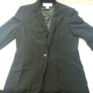 Jones New York- tailored, long length blazer in black. Size 10. NWT